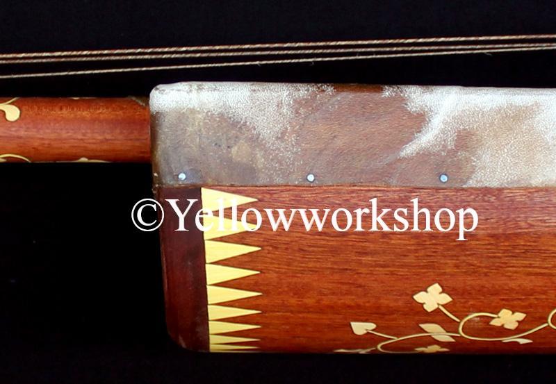 traditional musical instrument gnawa´s musical instrument play guembri guembri for sale de guembri, la guembri