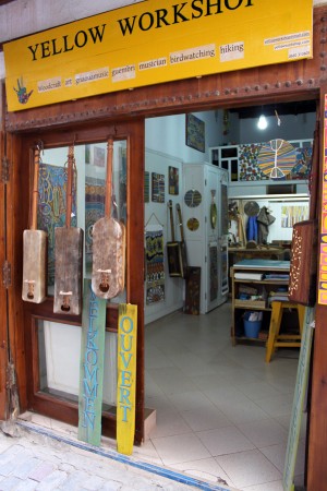 yellowworkshop, yellow-workshop, guembri, essaouira, maroc